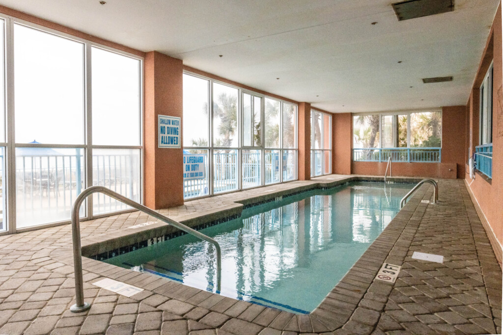 Roxanne Towers roxanne tower indoor pool